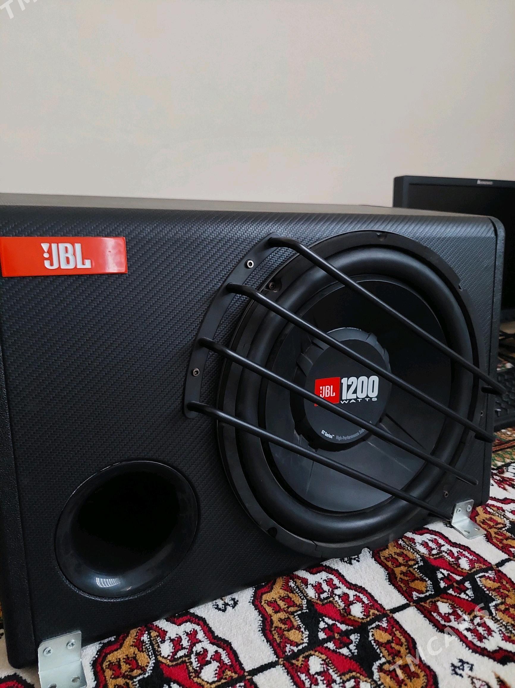 JBL sabwofer 1200 lik - Bäherden - img 1