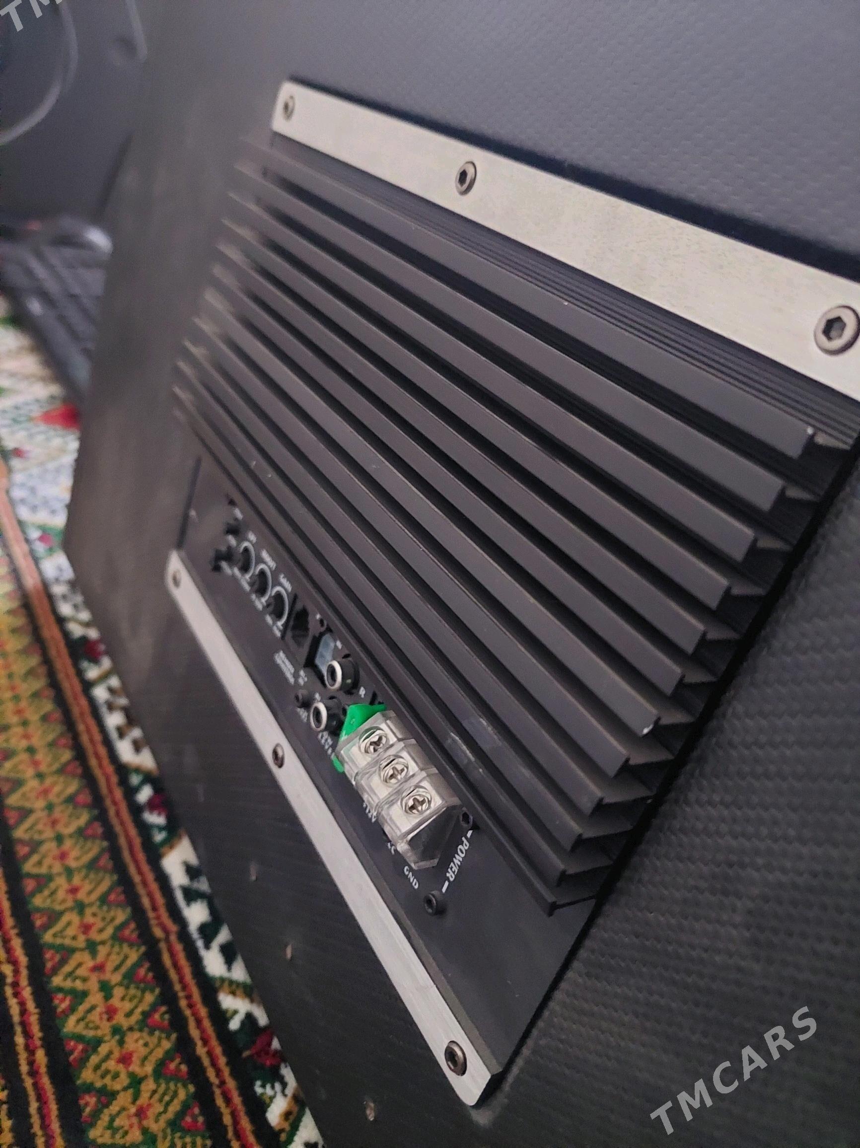 JBL sabwofer 1200 lik - Bäherden - img 3