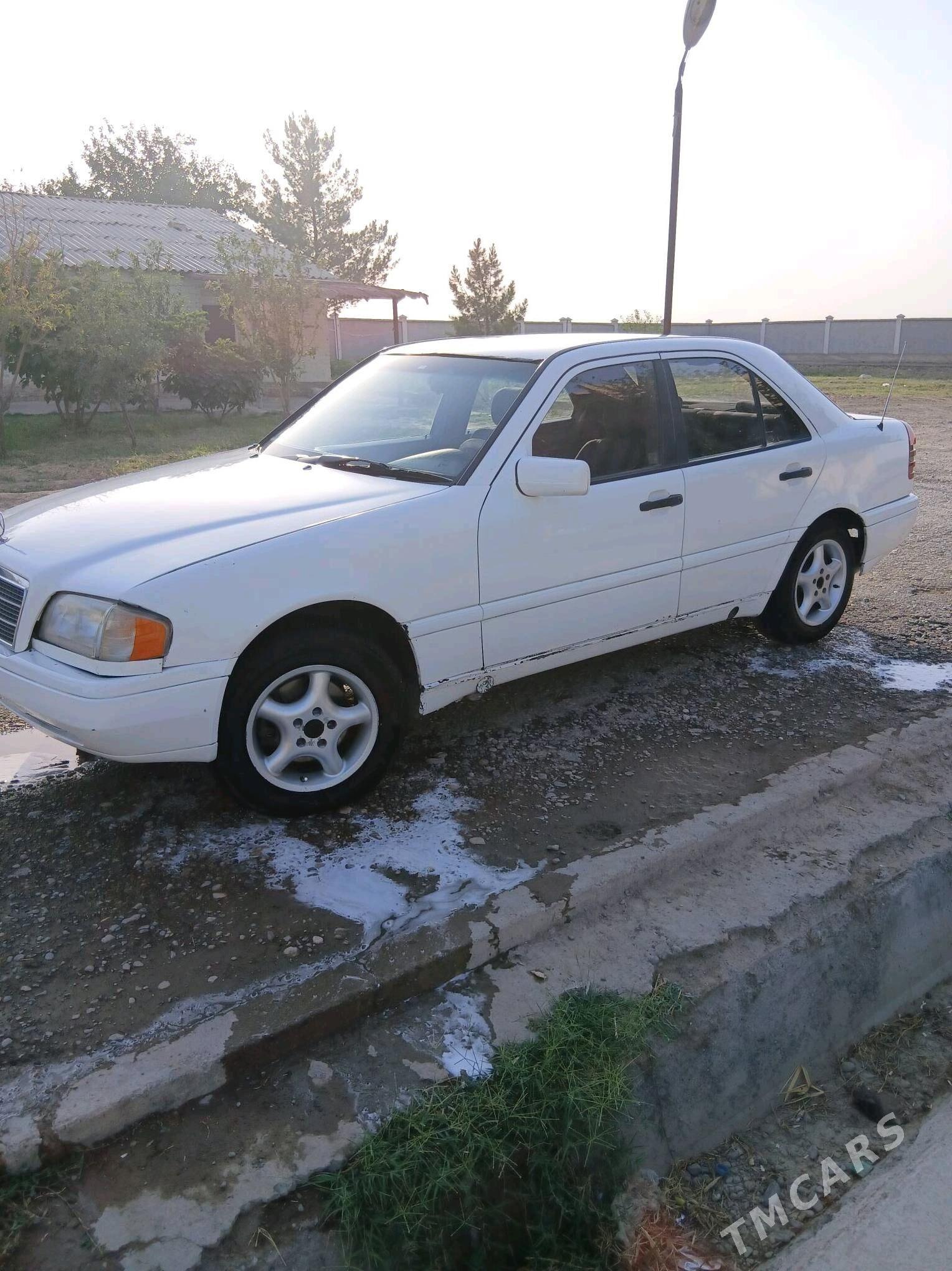 Mercedes-Benz C-Class 1995 - 50 000 TMT - Mary - img 4