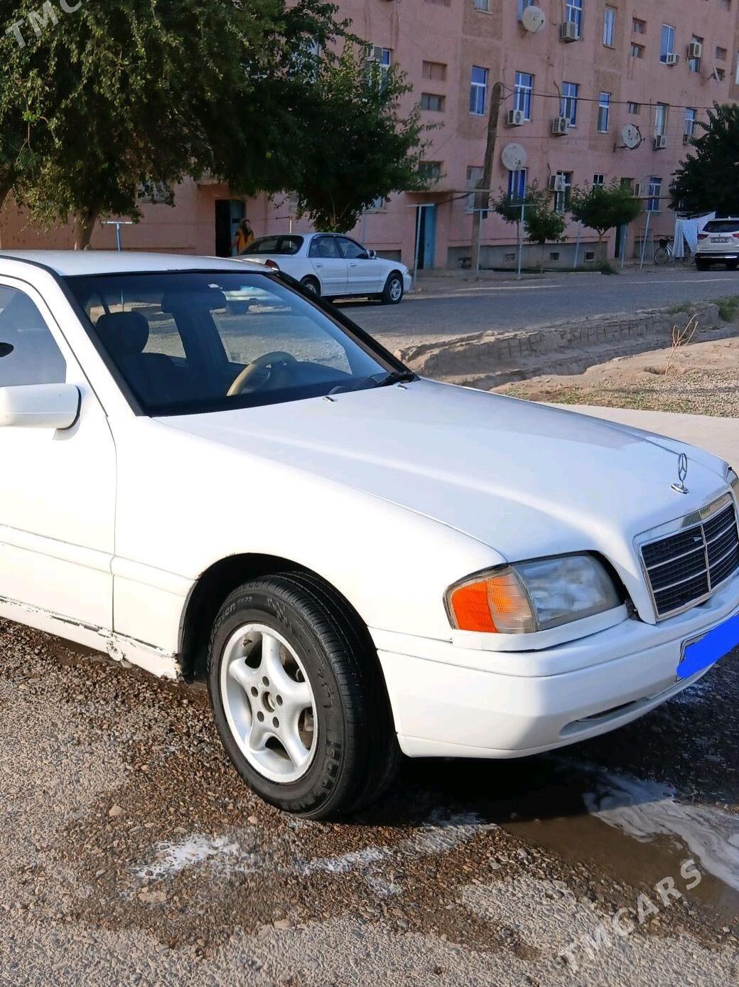 Mercedes-Benz C-Class 1995 - 50 000 TMT - Mary - img 2