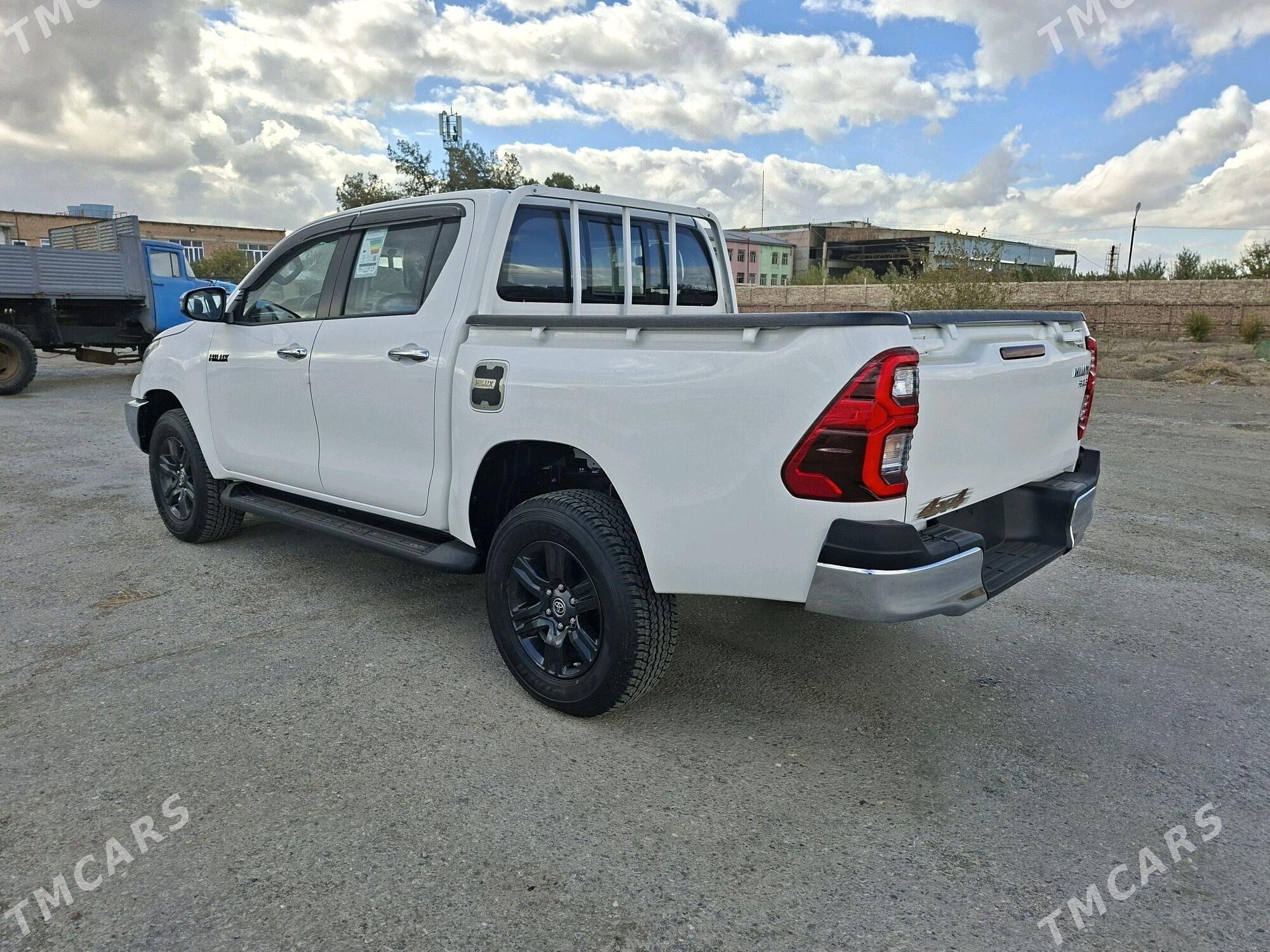 Toyota Hilux 2025 - 686 000 TMT - Туркменабат - img 5