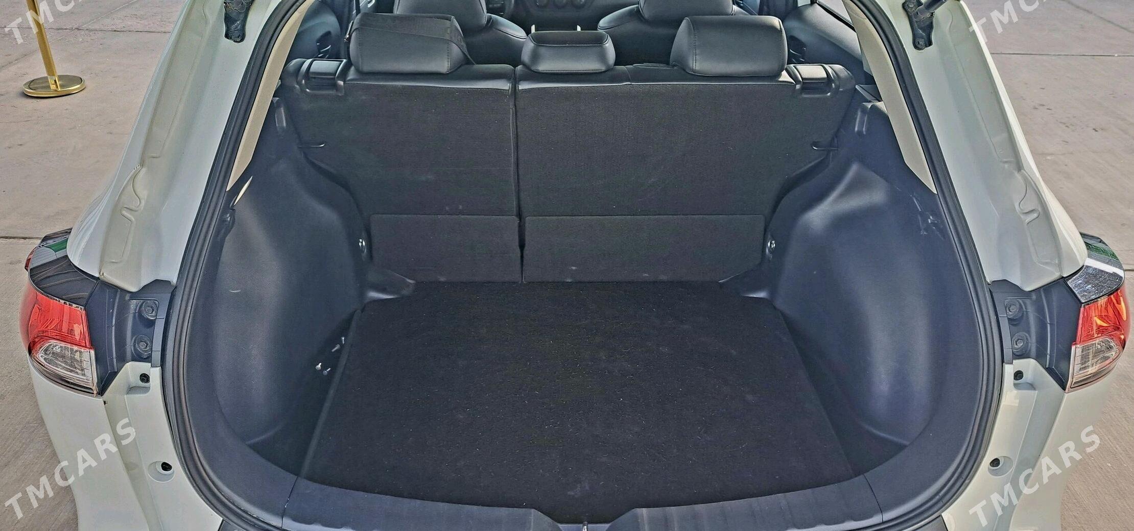 Toyota Corolla Cross 2022 - 294 000 TMT - Aşgabat - img 5