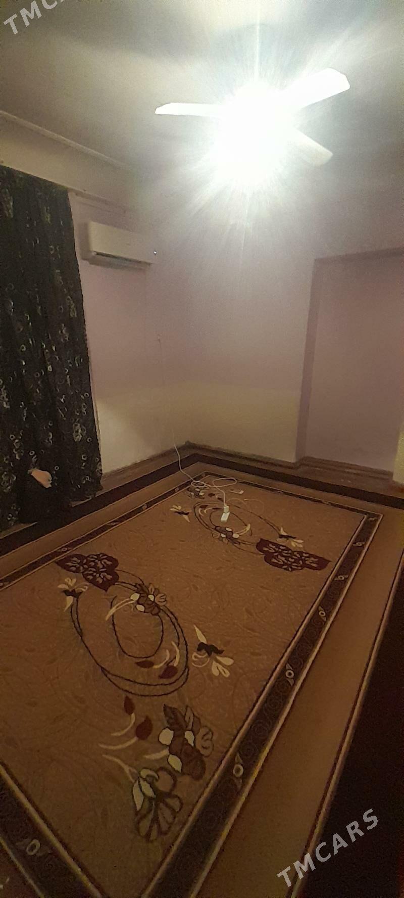 kwartira bar - Хитровка - img 2