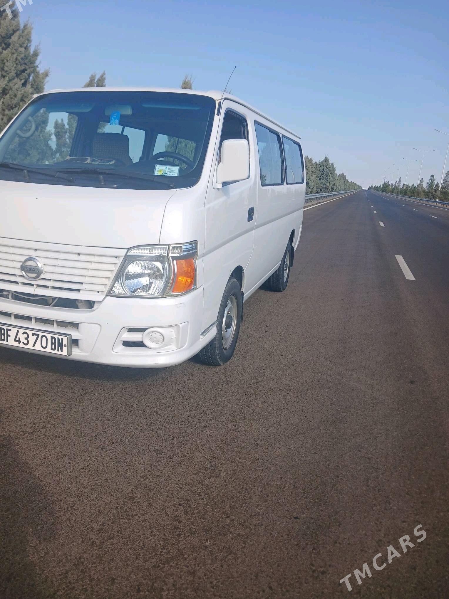 Toyota Hiace 2008 - 180 000 TMT - Туркменбаши - img 2