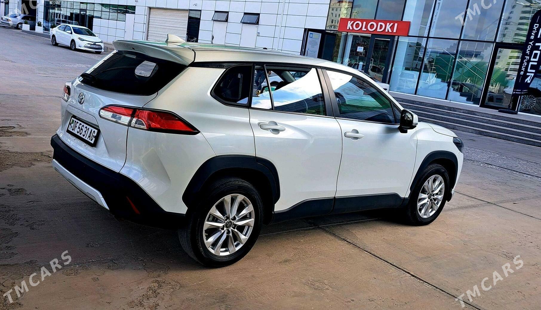 Toyota Corolla Cross 2022 - 294 000 TMT - Aşgabat - img 4