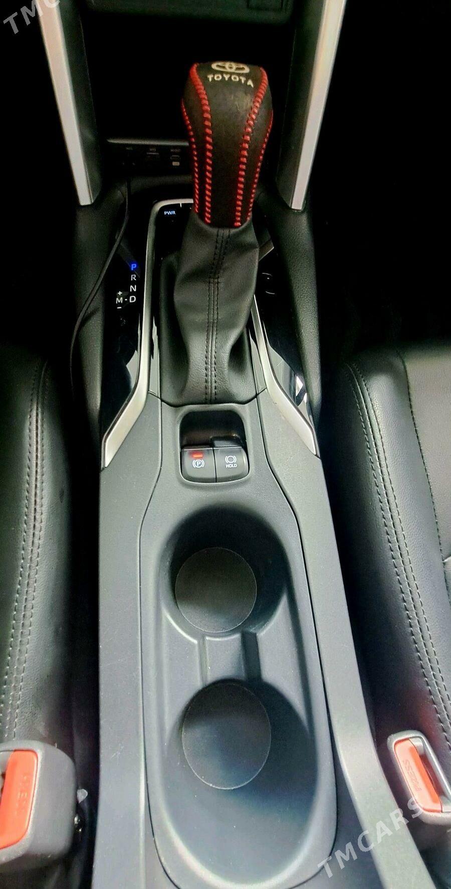 Toyota Corolla Cross 2022 - 294 000 TMT - Aşgabat - img 8