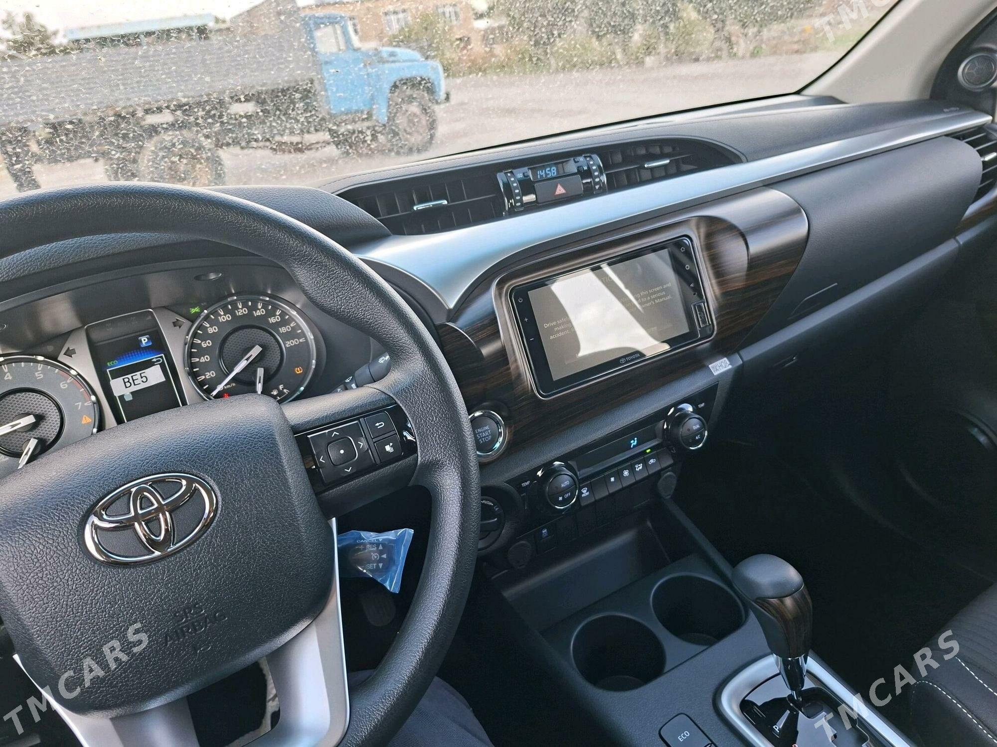 Toyota Hilux 2025 - 675 000 TMT - Туркменабат - img 4