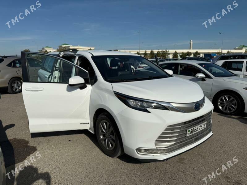 Toyota Sienna 2022 - 430 000 TMT - Türkmenabat - img 3