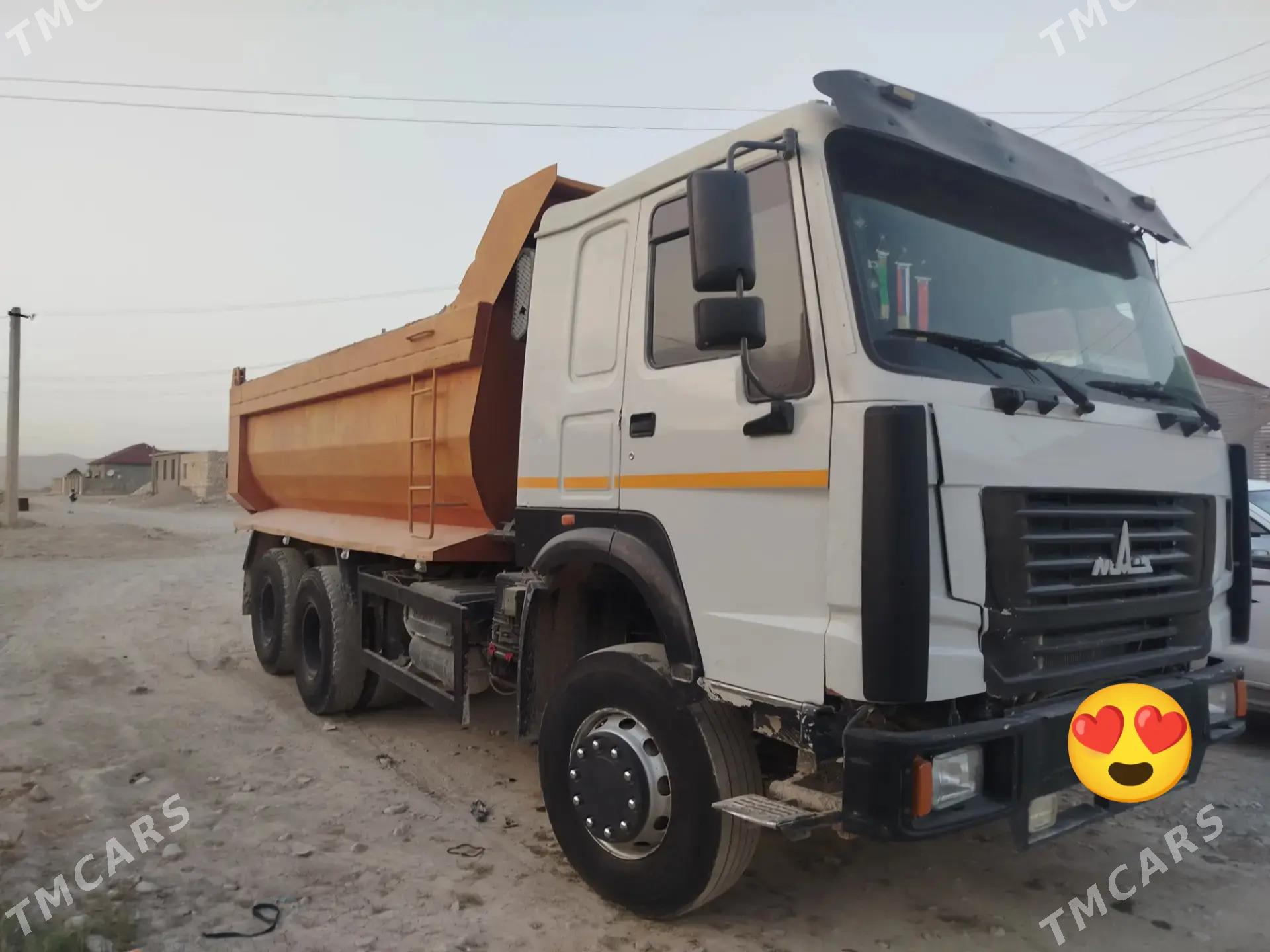 Maz Samosval 2010 - 260 000 TMT - Balkanabat - img 1