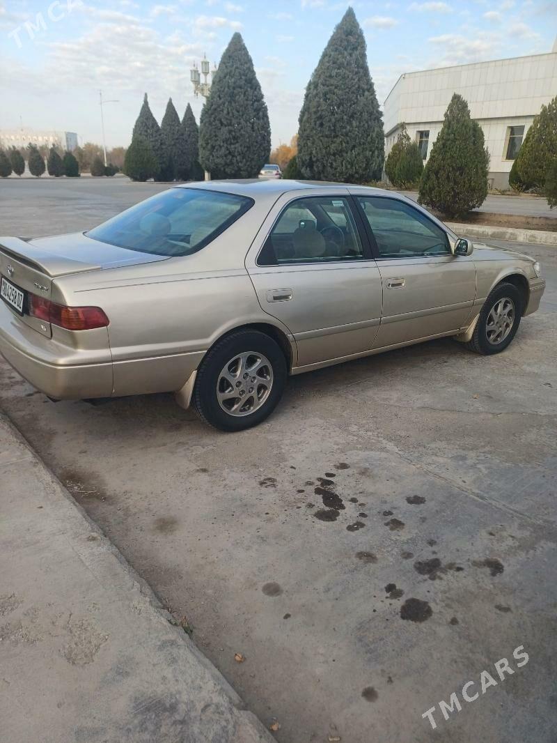 Toyota Camry 2000 - 144 000 TMT - Köneürgenç - img 4