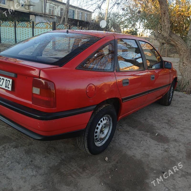 Opel Vectra 1992 - 33 000 TMT - Гороглы (Тагта) - img 2