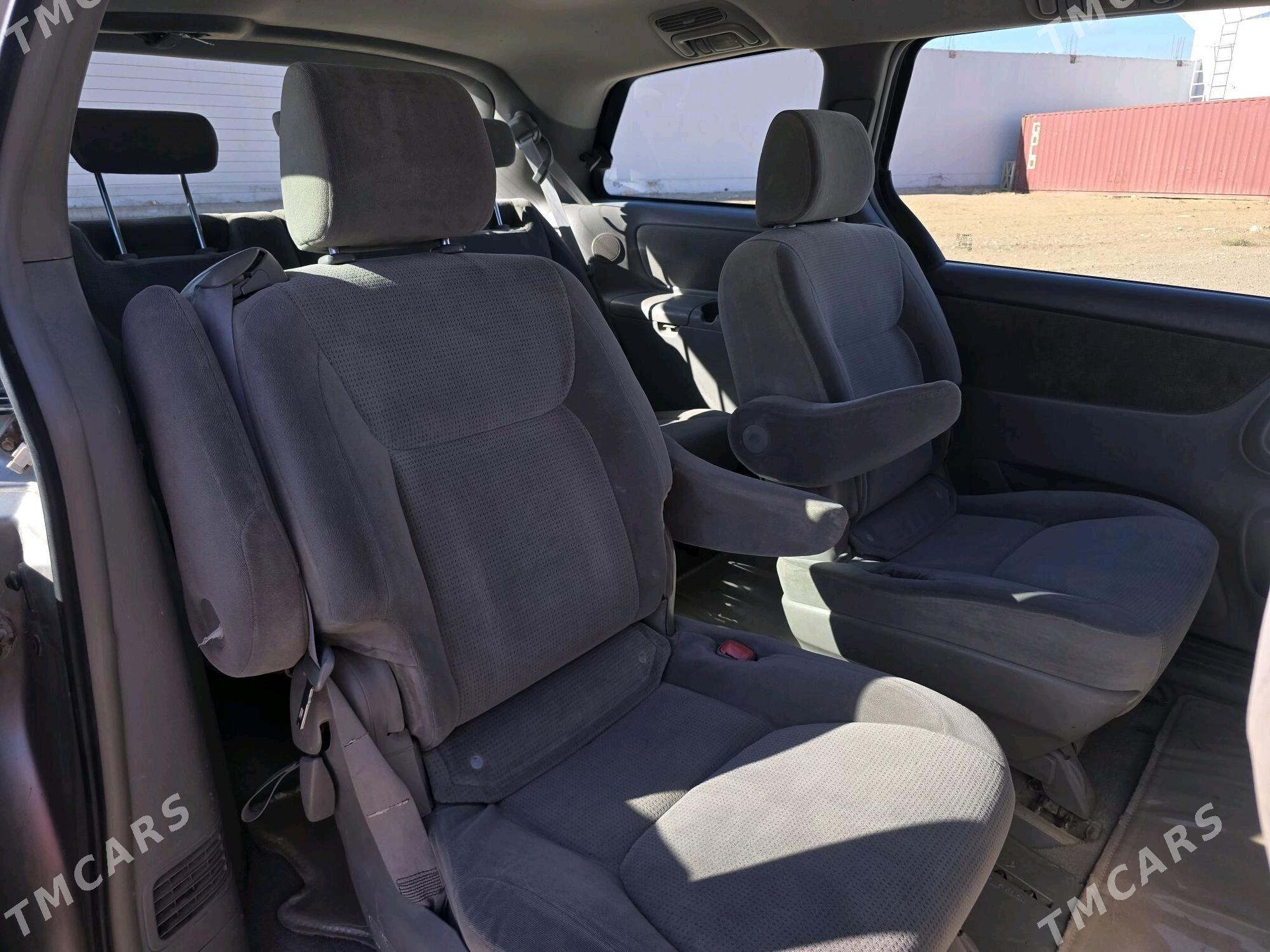 Toyota Sienna 2005 - 215 000 TMT - Mary - img 3