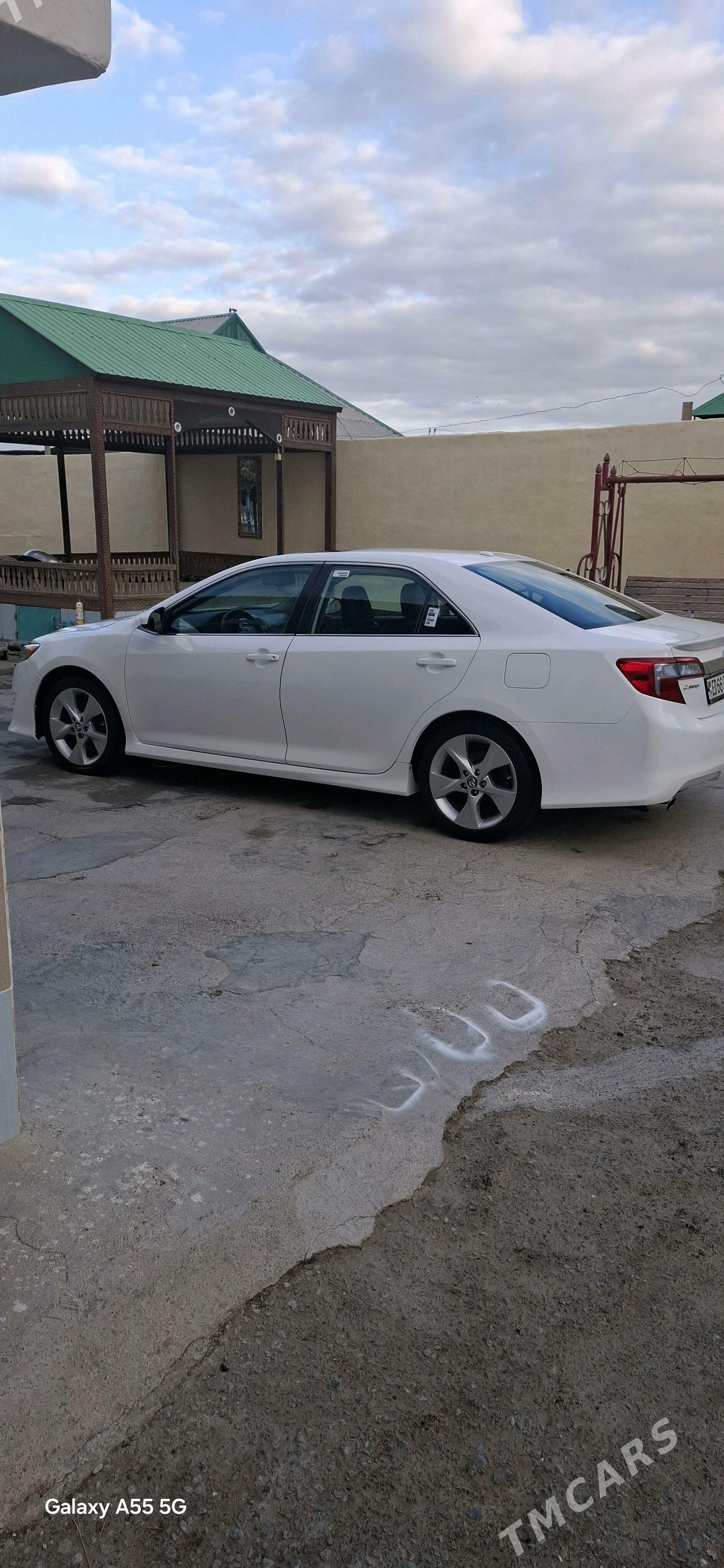 Toyota Camry 2013 - 274 000 TMT - Ашхабад - img 2