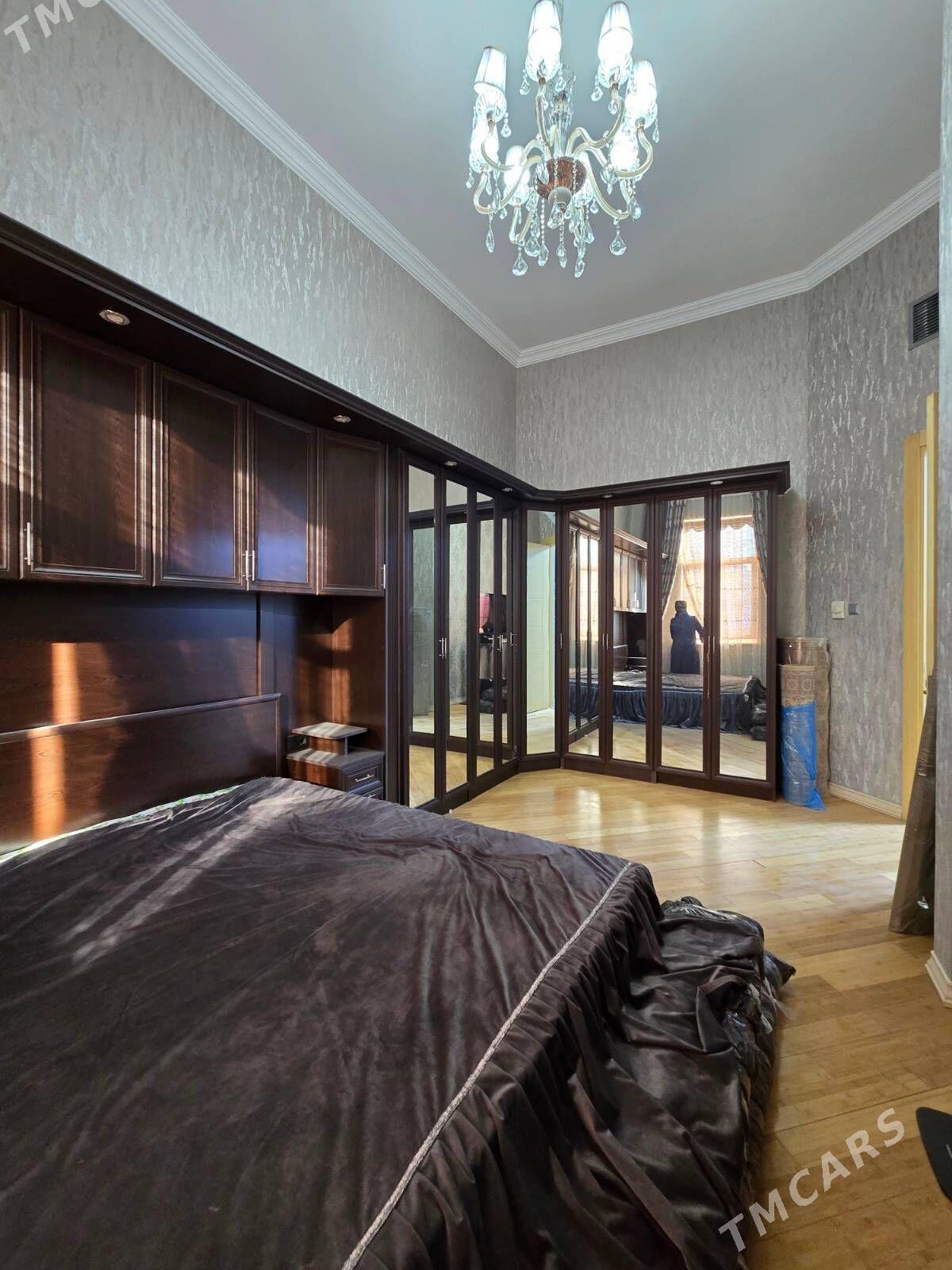 MOSKOWSKIY - Ашхабад - img 9