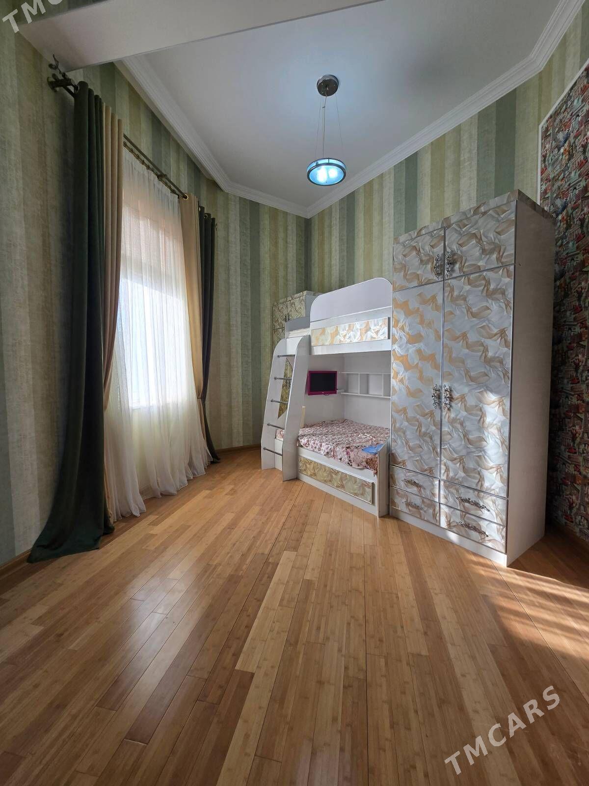 MOSKOWSKIY - Ашхабад - img 4