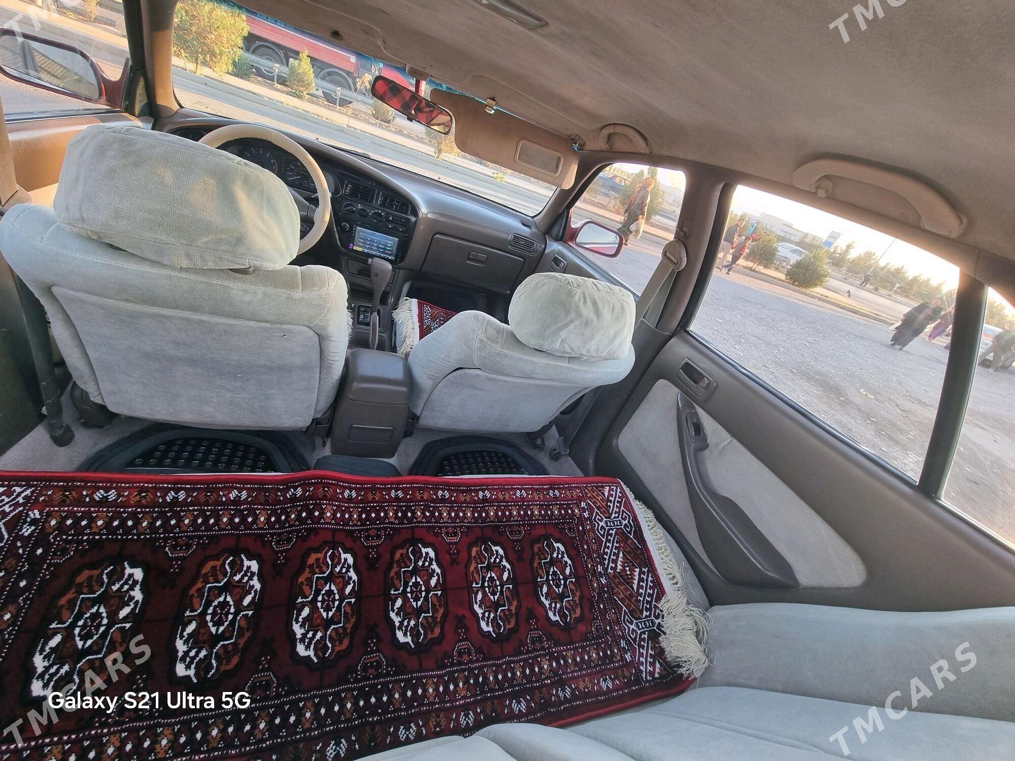 Toyota Camry 1993 - 95 000 TMT - Мары - img 3