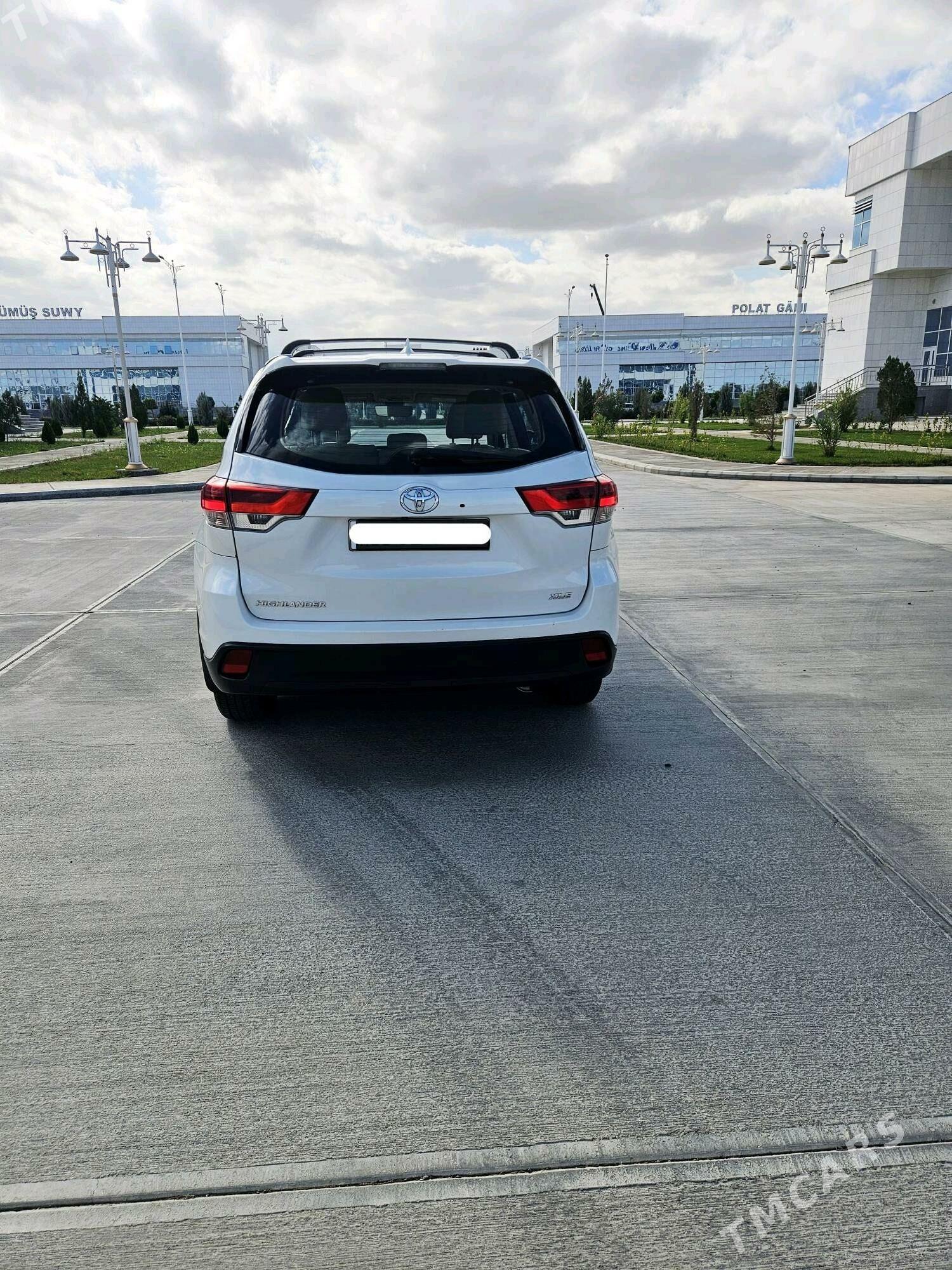 Toyota Highlander 2017 - 495 000 TMT - Ашхабад - img 5