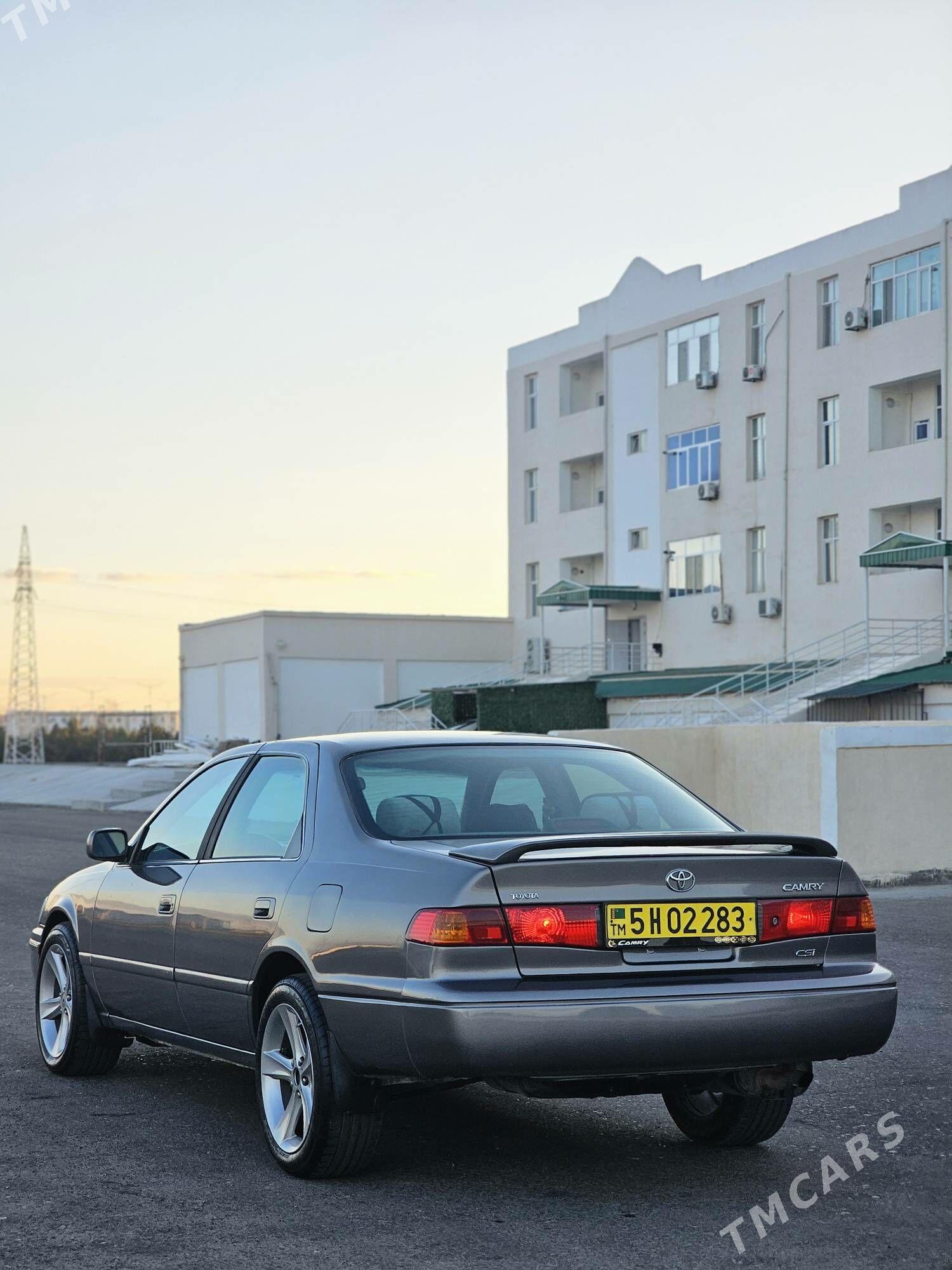 Toyota Camry 1999 - 140 000 TMT - Туркменабат - img 5