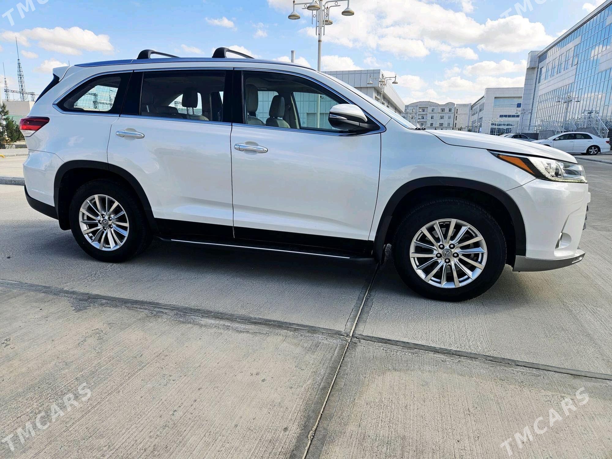Toyota Highlander 2017 - 495 000 TMT - Ашхабад - img 3