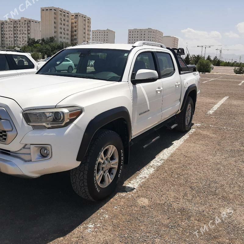 Toyota Tacoma 2018 - 420 000 TMT - Aşgabat - img 3