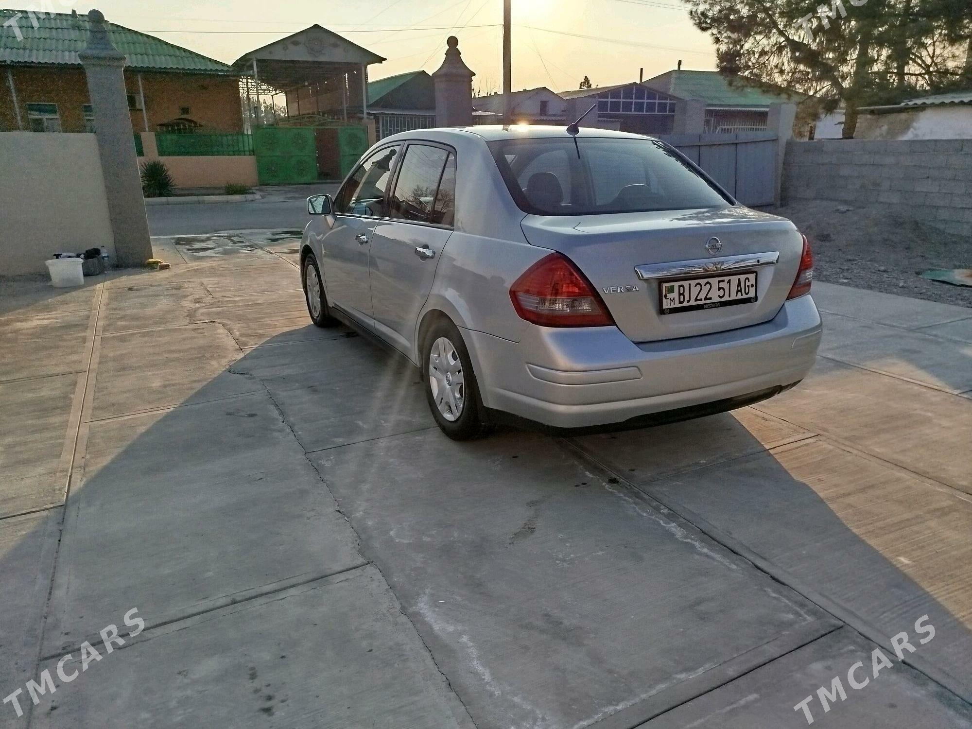 Nissan Versa 2010 - 133 000 TMT - Кипджак - img 4