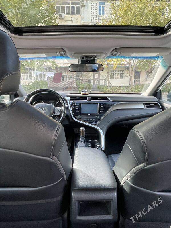 Toyota Camry 2019 - 303 800 TMT - Ашхабад - img 4