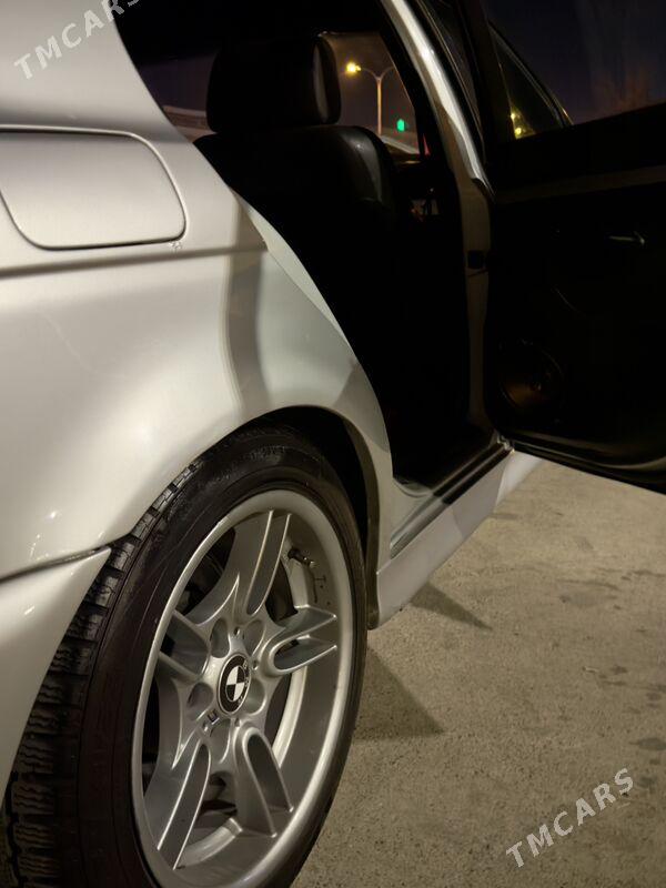 BMW E39 2000 - 140 000 TMT - Туркменабат - img 4