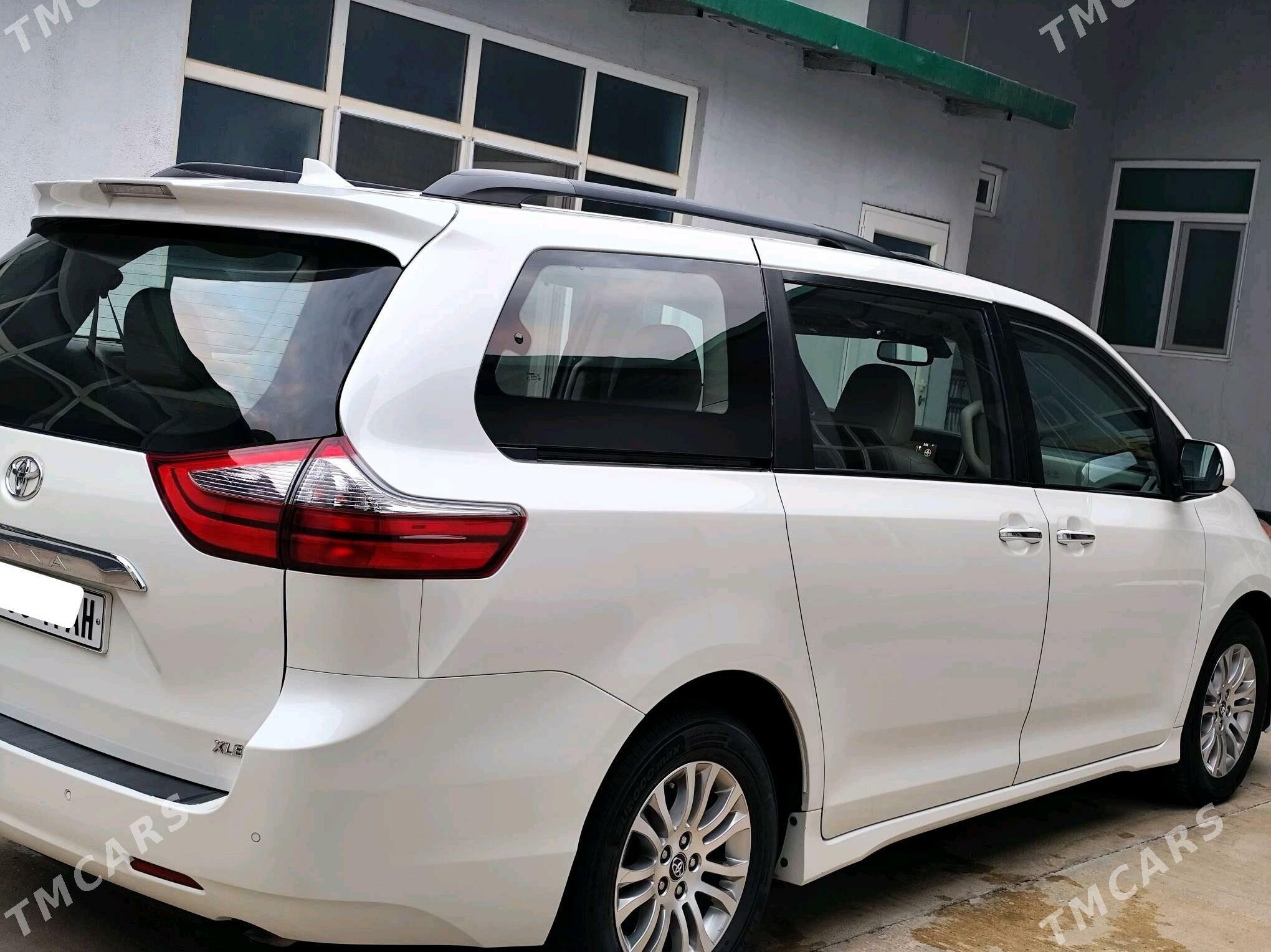 Toyota Sienna 2019 - 588 000 TMT - Анев - img 4