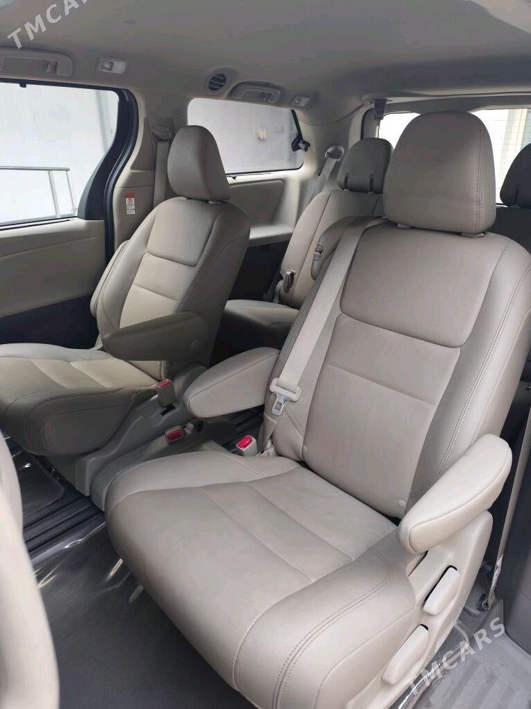 Toyota Sienna 2019 - 588 000 TMT - Анев - img 10