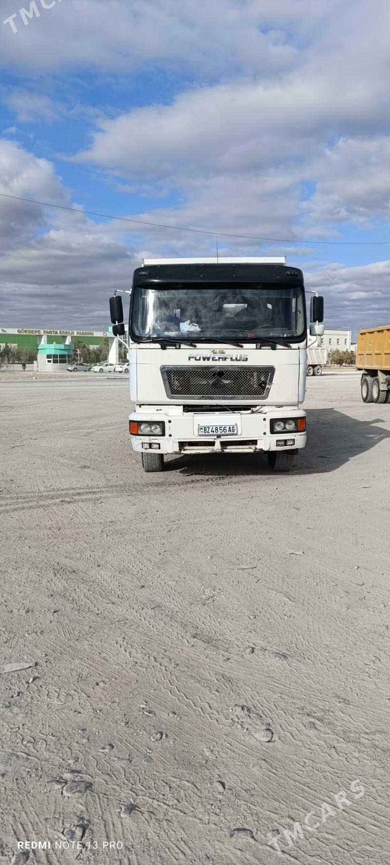 Howo Sinotruk 2014 - 480 000 TMT - Büzmeýin - img 1