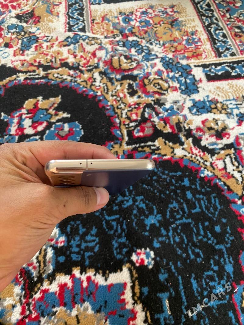 s21 8/256 - Parahat 4 - img 3