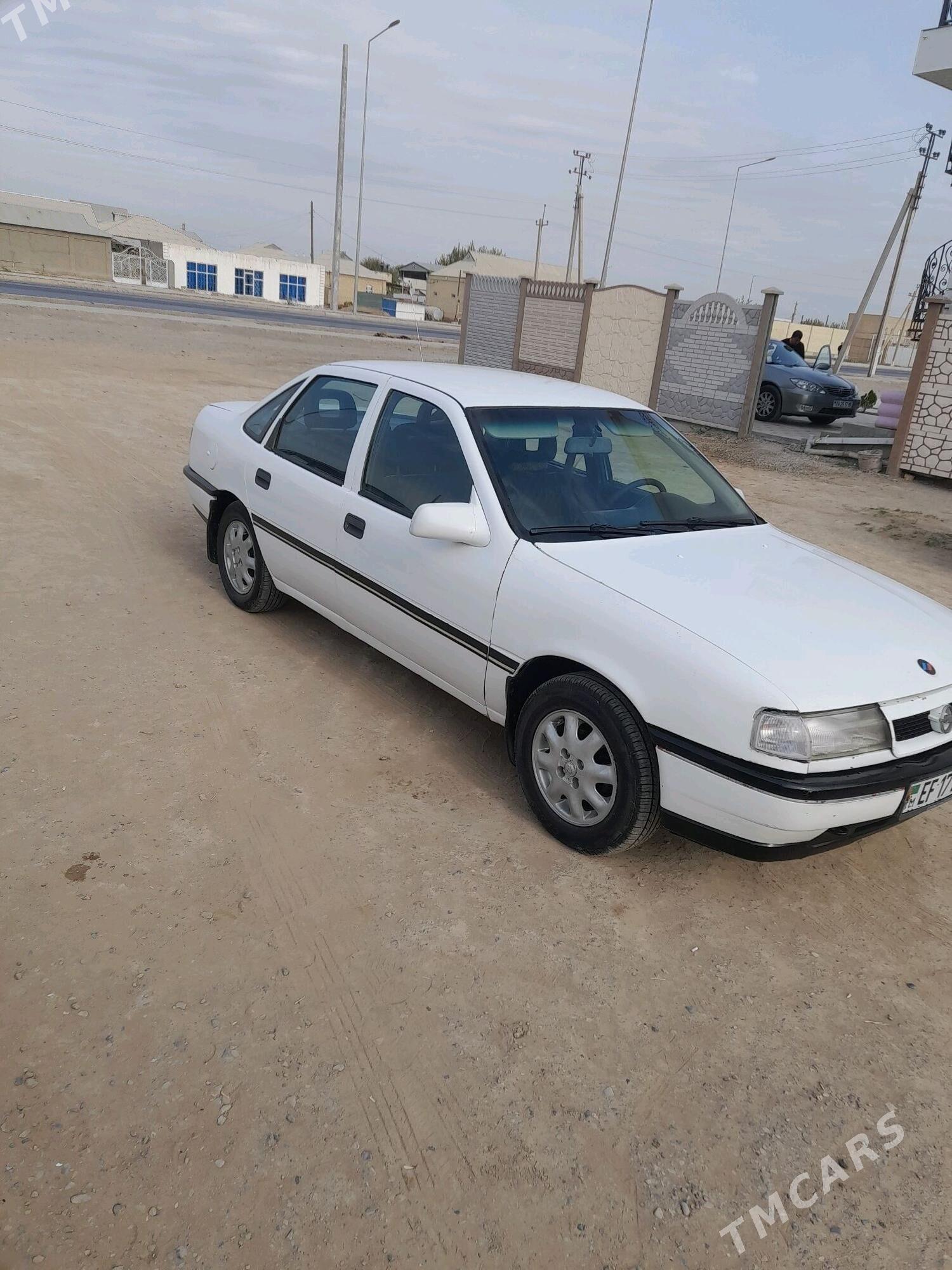 Opel Vectra 1992 - 24 000 TMT - Мары - img 4