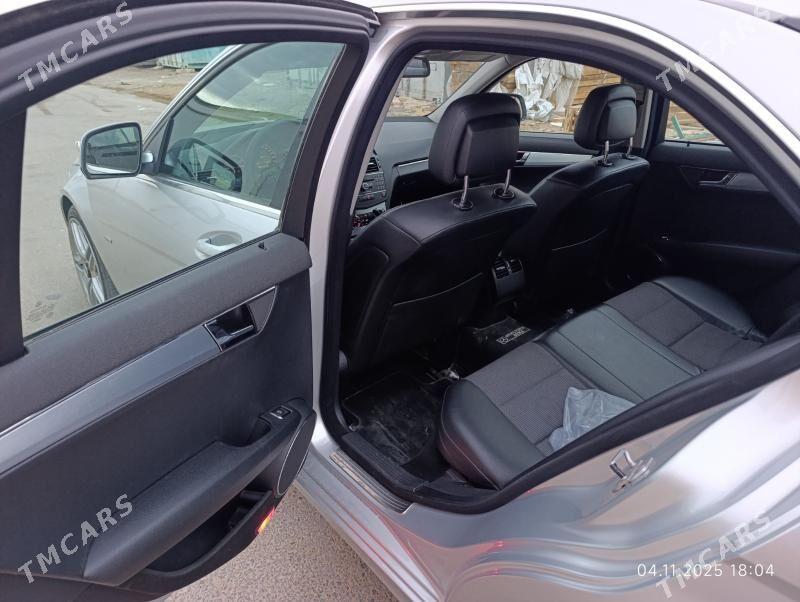 Mercedes-Benz C-Class 2008 - 177 000 TMT - Aşgabat - img 7