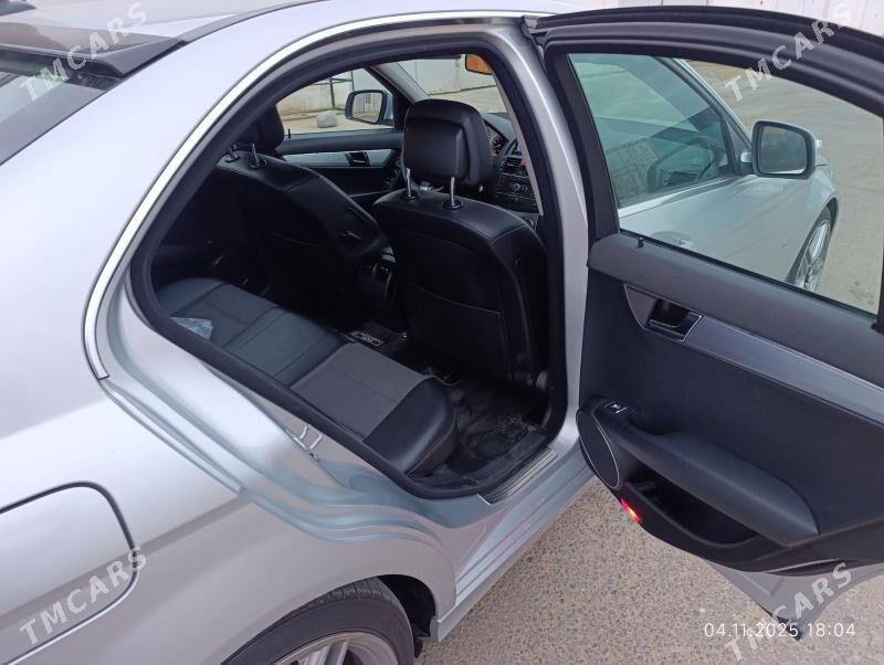 Mercedes-Benz C-Class 2008 - 177 000 TMT - Aşgabat - img 5