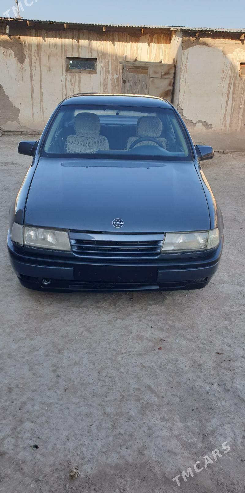 Opel Vectra 1990 - 30 000 TMT - Болдумсаз - img 3