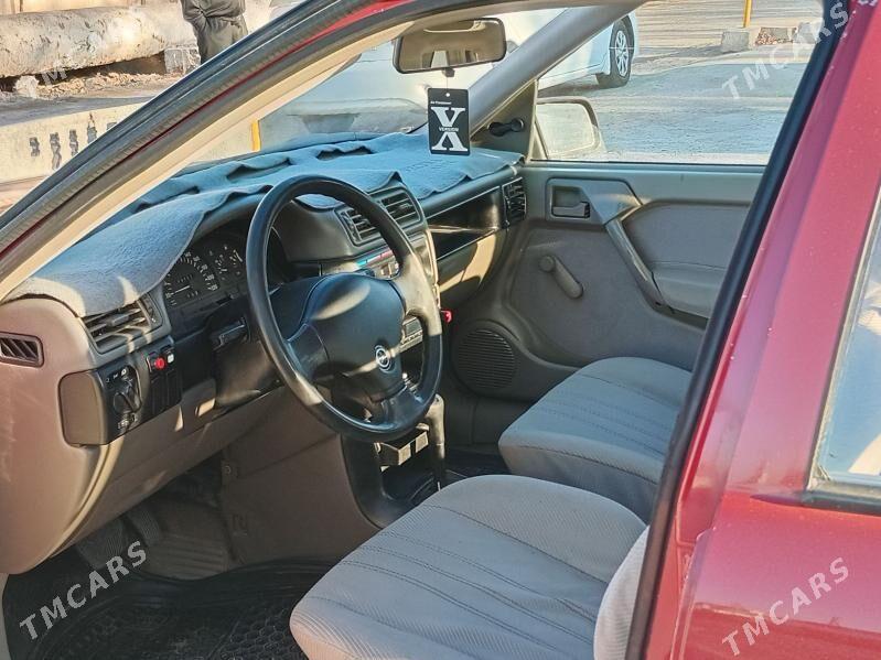 Opel Vectra 1990 - 60 000 TMT - Мары - img 2