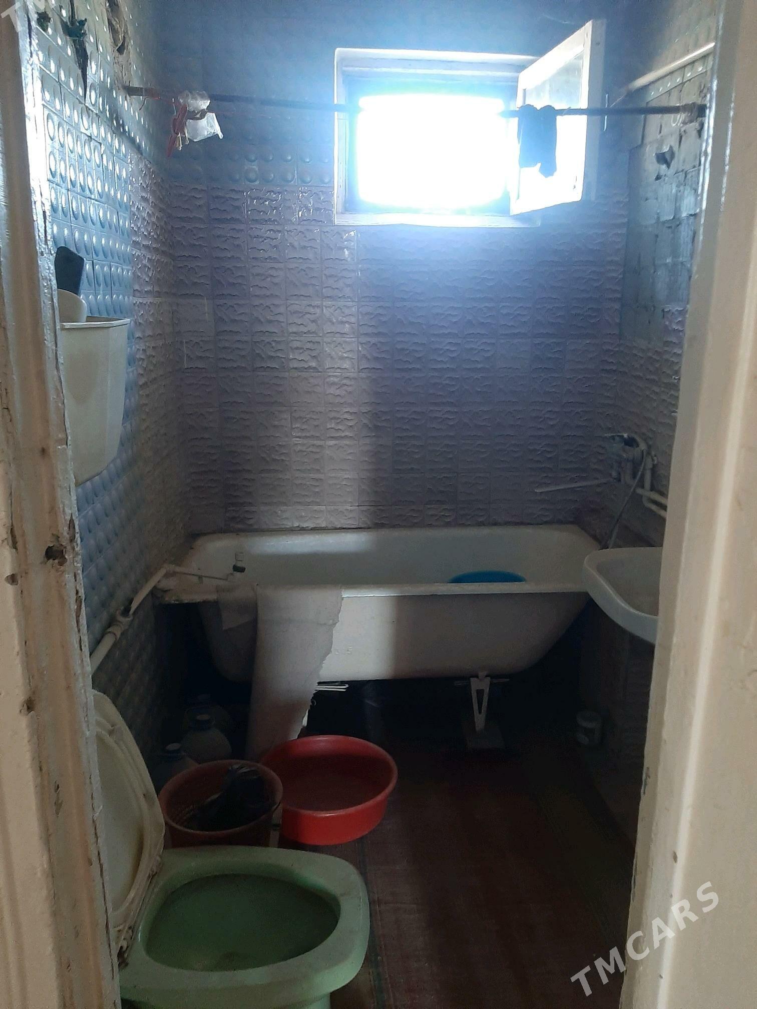 По Ниязову квартира - Туркменабат - img 5