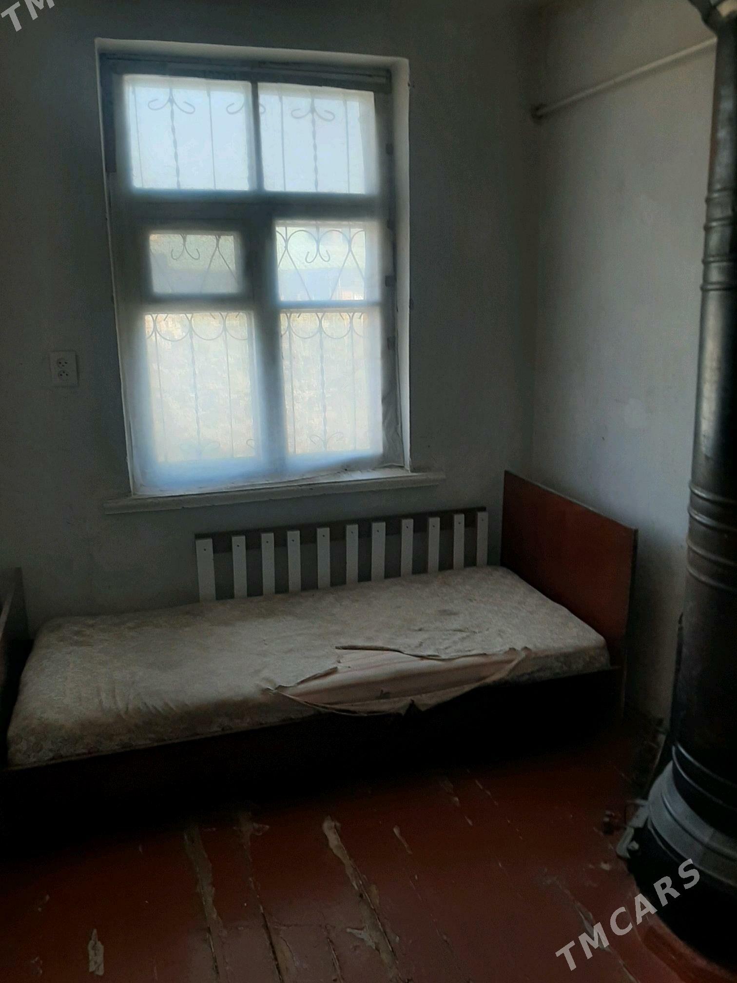 По Ниязову квартира - Туркменабат - img 4