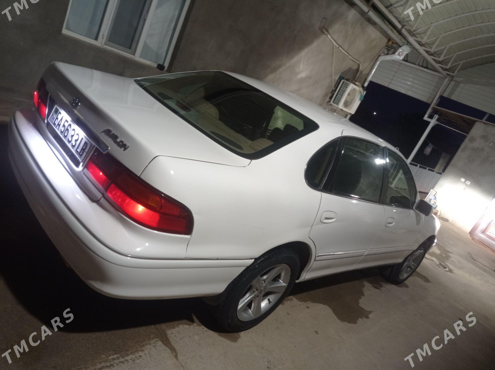 Toyota Avalon 1997 - 130 000 TMT - Магданлы - img 1