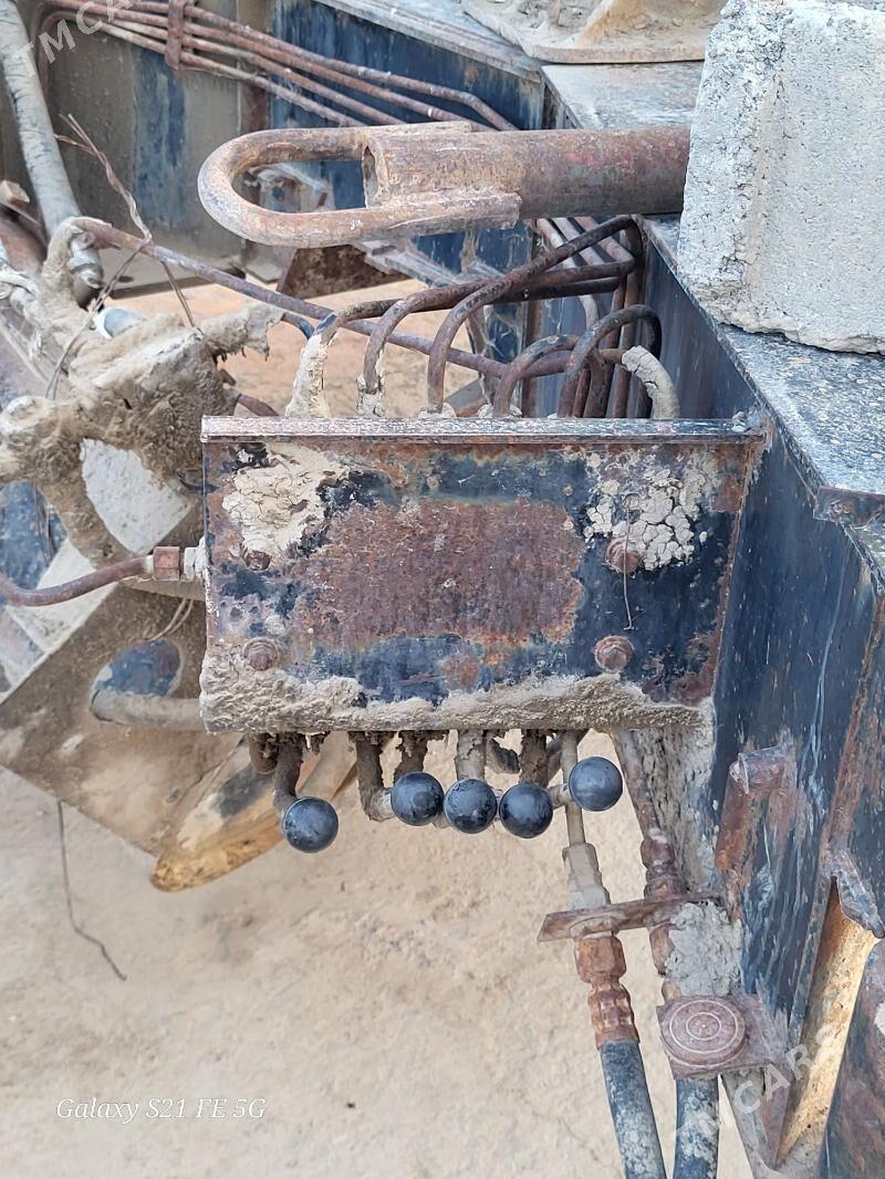 Zil 130 2000 - 6 000 TMT - Kaka - img 7