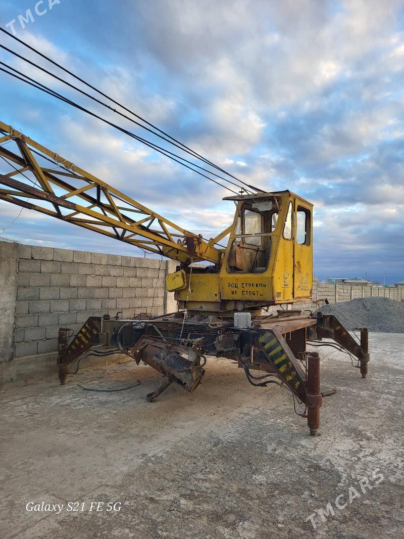 Zil 130 2000 - 6 000 TMT - Kaka - img 1