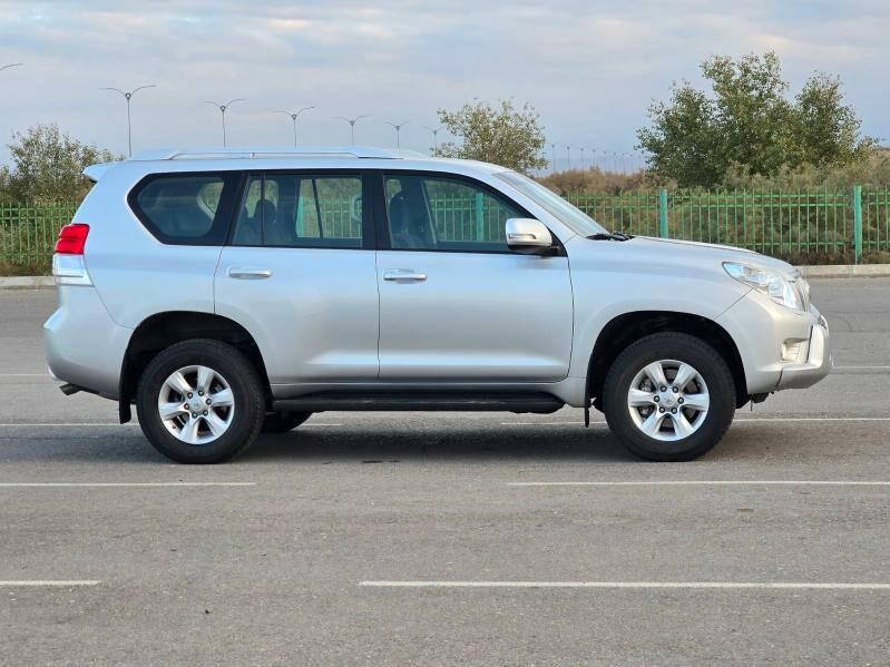 Toyota Land Cruiser Prado 2013 - 540 000 TMT - Гёкдепе - img 3