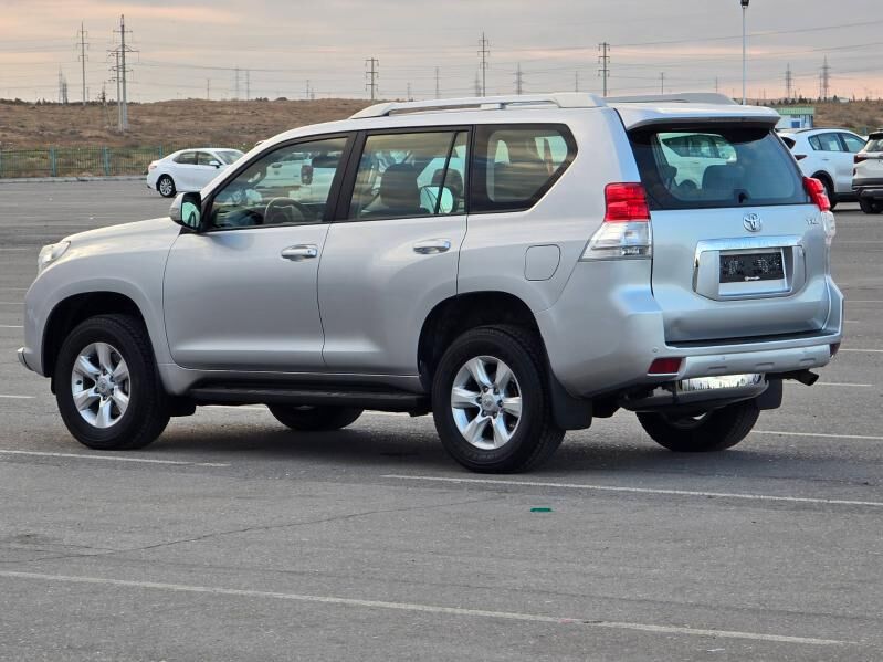 Toyota Land Cruiser Prado 2013 - 540 000 TMT - Гёкдепе - img 8