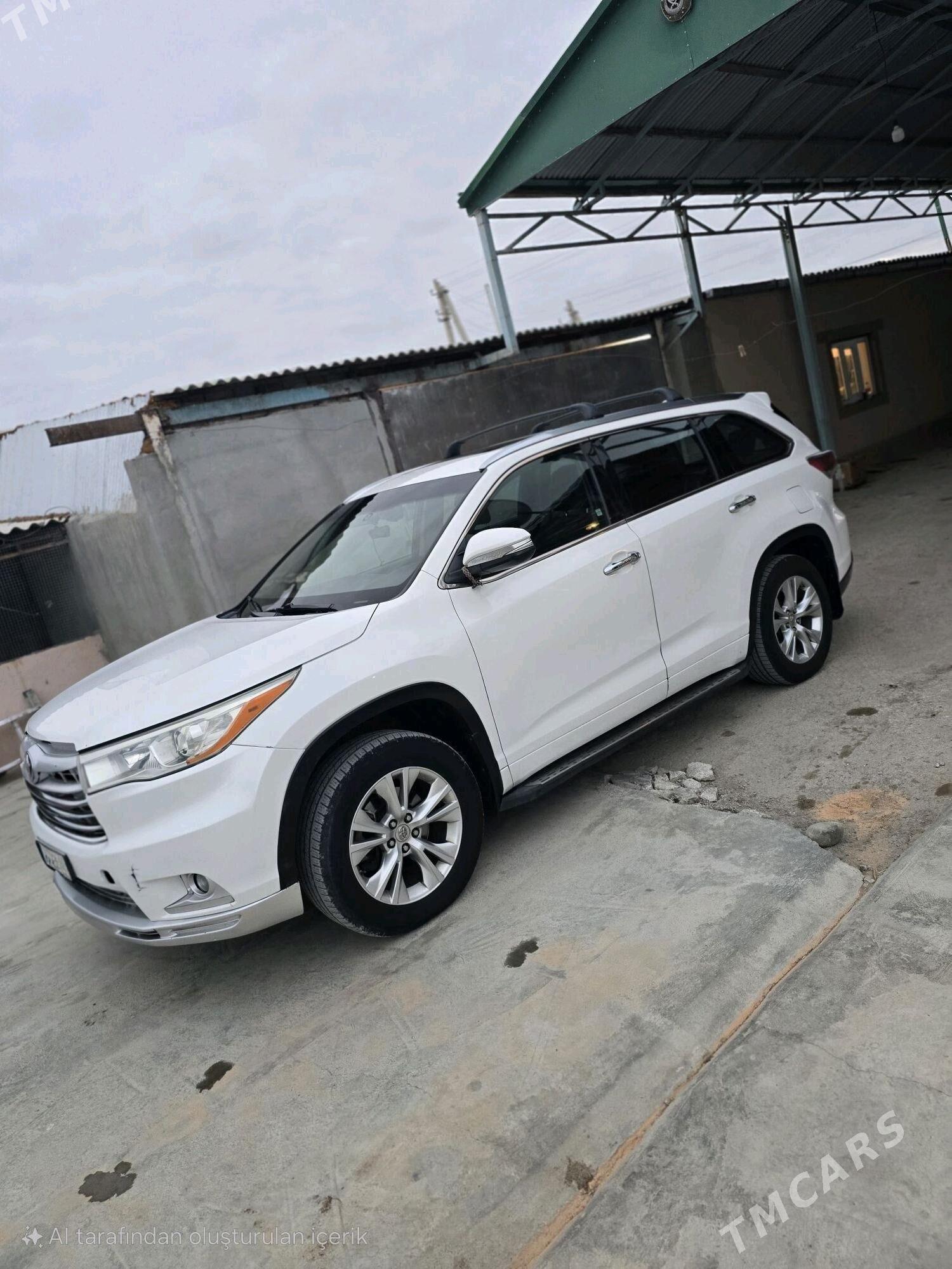Toyota Highlander 2014 - 420 000 TMT - Бахарден - img 3