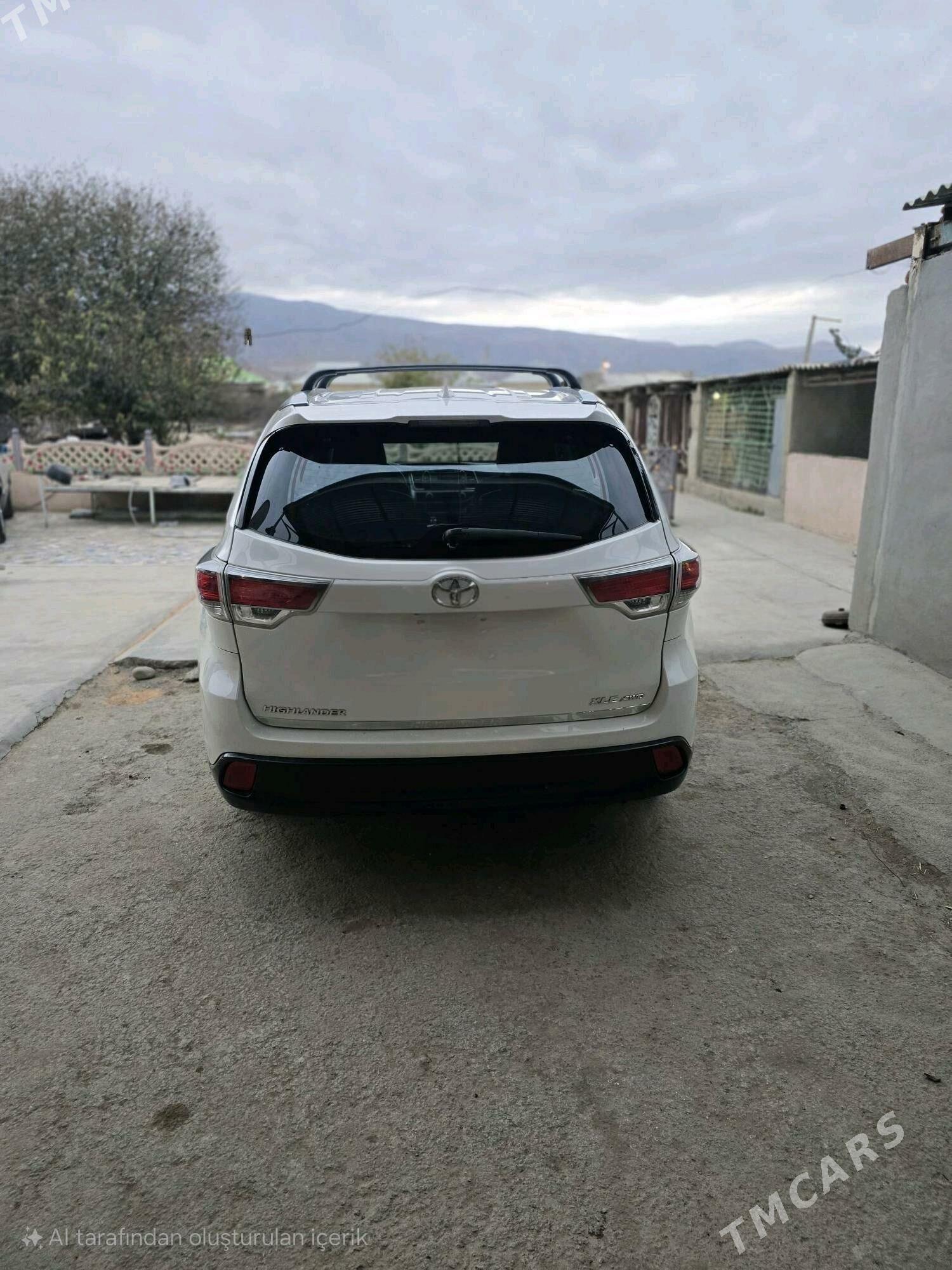 Toyota Highlander 2014 - 420 000 TMT - Бахарден - img 4