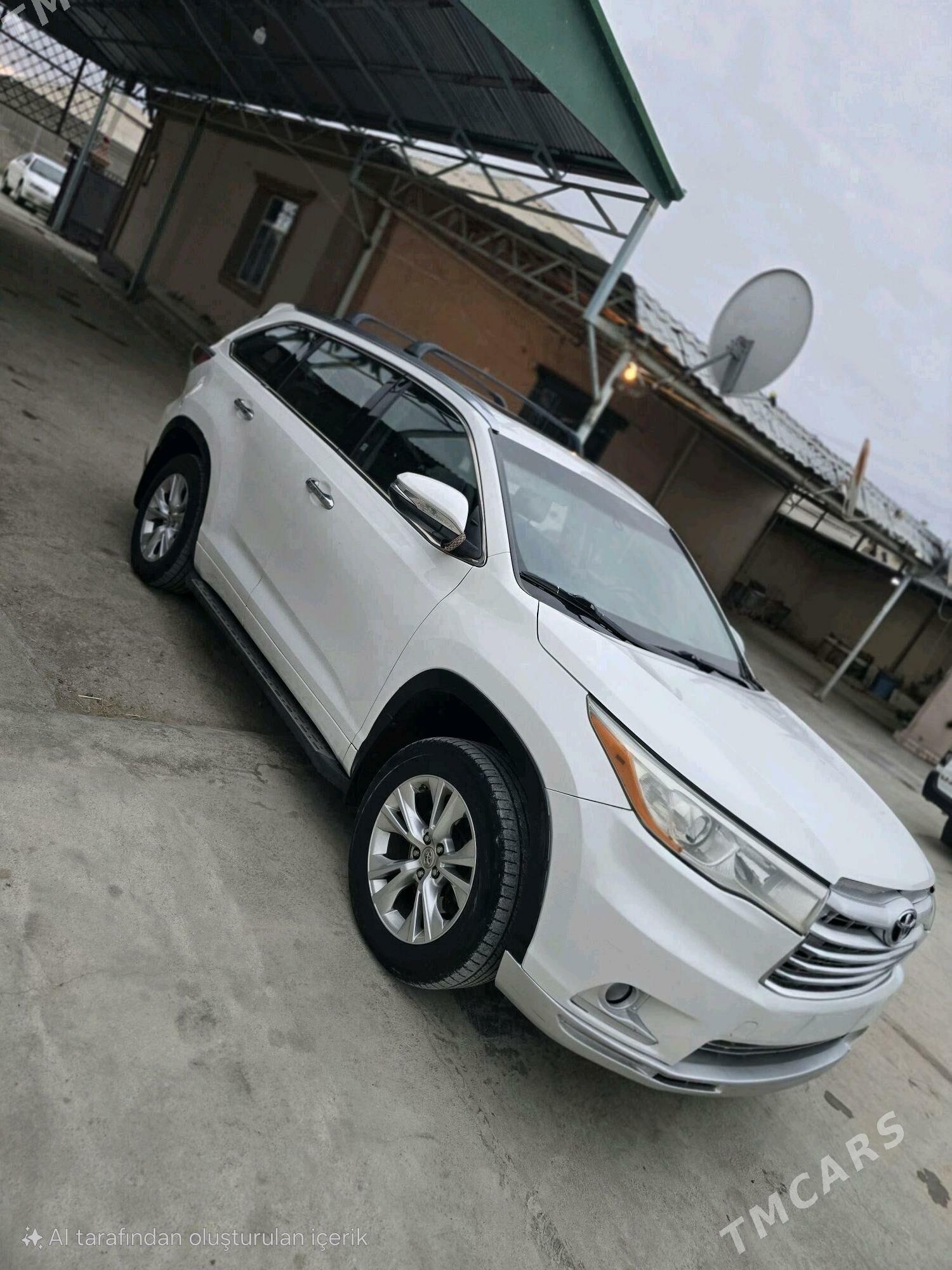 Toyota Highlander 2014 - 420 000 TMT - Бахарден - img 8