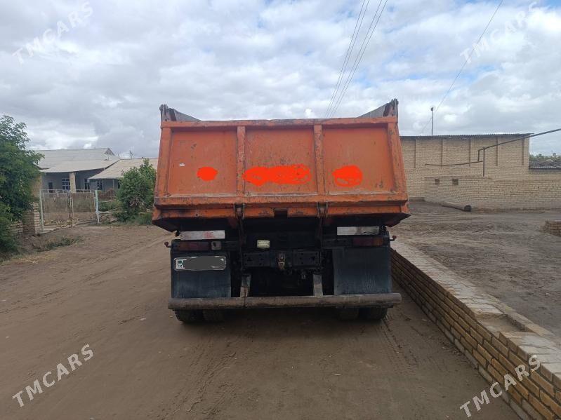 Kamaz 6520 2010 - 265 000 TMT - Керки - img 2