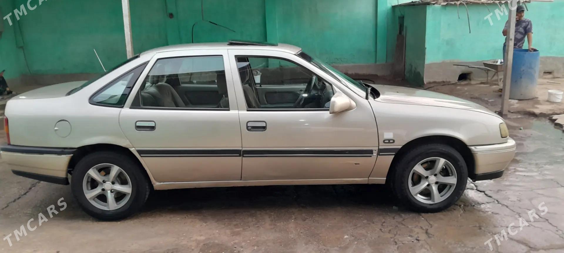 Opel Vectra 1990 - 32 000 TMT - Серахс - img 7