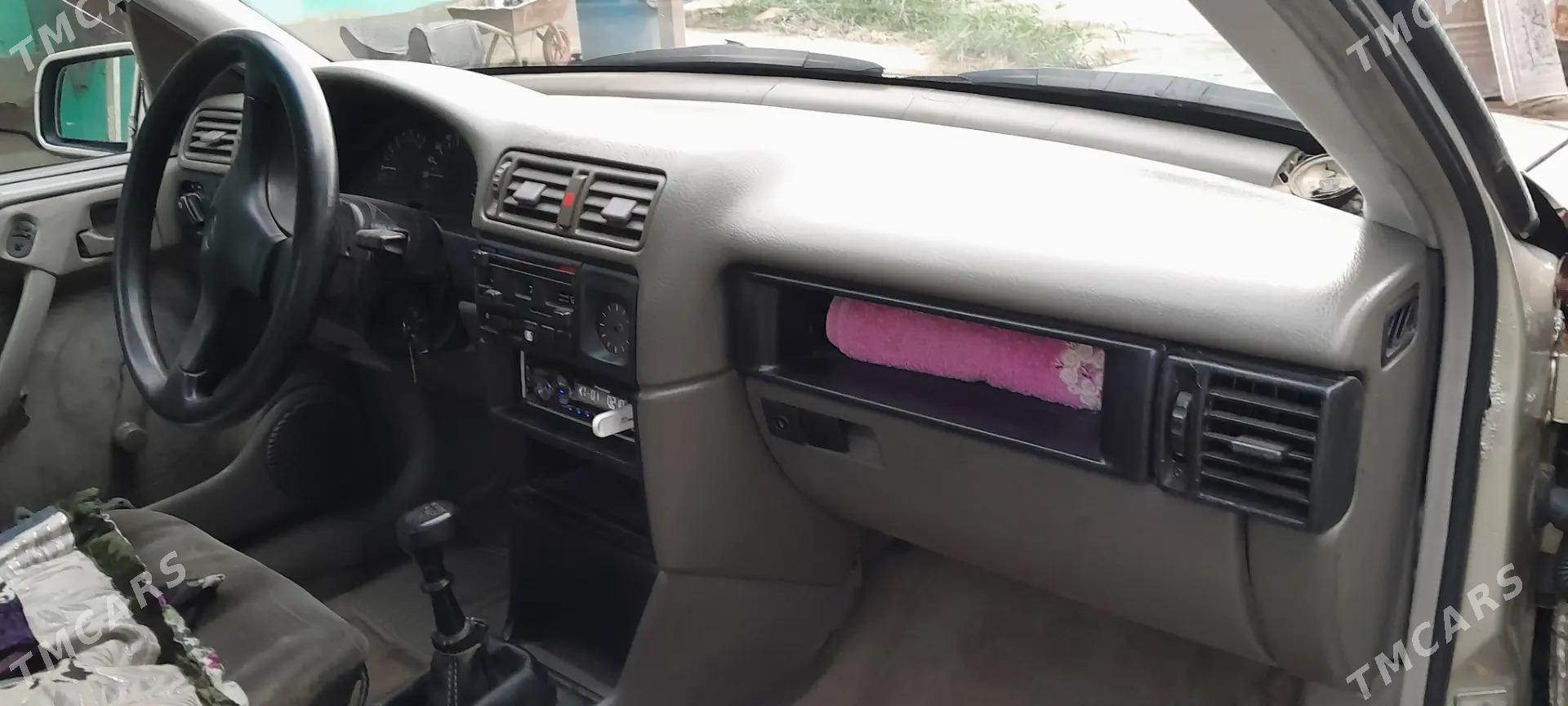 Opel Vectra 1990 - 32 000 TMT - Серахс - img 1