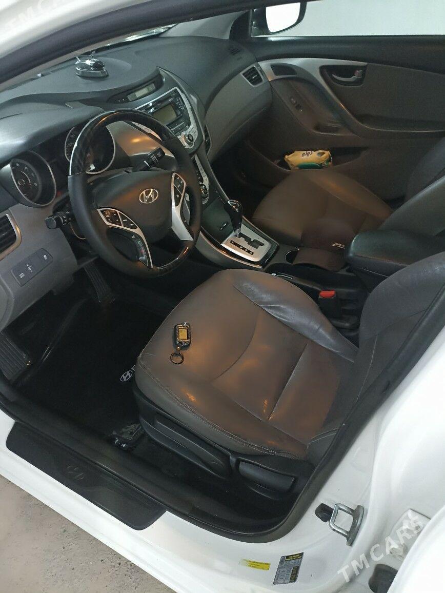 Hyundai Elantra 2011 - 183 000 TMT - Багир - img 5